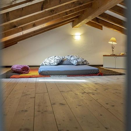 Da Perry Apartment Morbegno Bagian luar foto