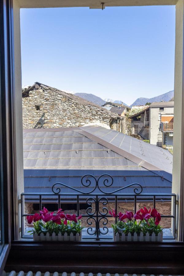 Da Perry Apartment Morbegno Bagian luar foto