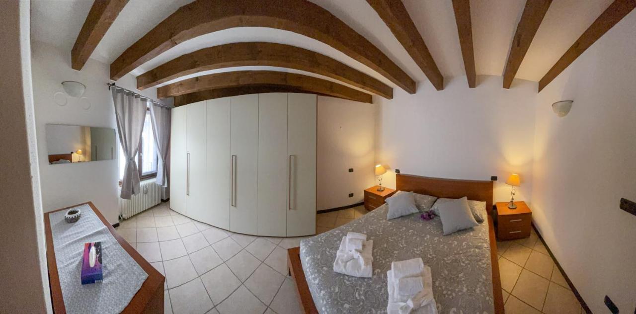 Da Perry Apartment Morbegno Bagian luar foto
